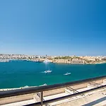 Grand Excelsior אתר נופש Floriana