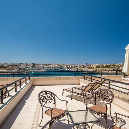 Grand Excelsior Resort