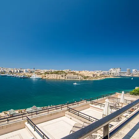 Grand Excelsior Resort