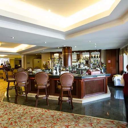 Üdülőközpont Grand Excelsior