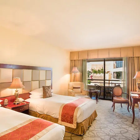 אתר נופש Grand Excelsior 5*