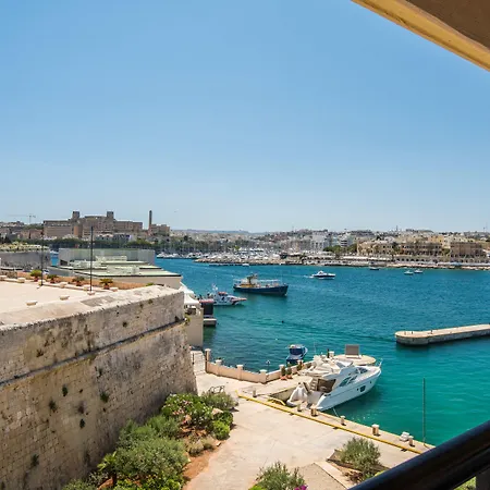 אתר נופש Grand Excelsior