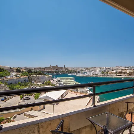 Grand Excelsior Resort 5*