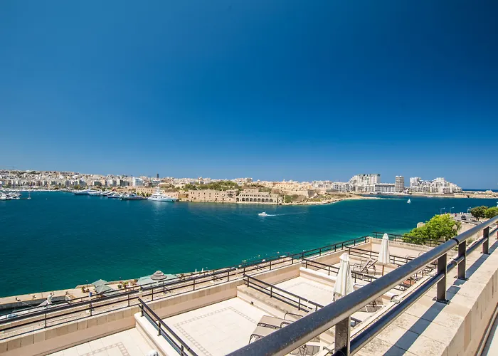 Grand Excelsior Resort