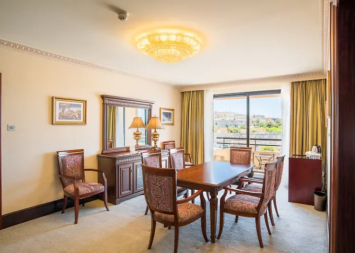 Üdülőközpont Grand Excelsior